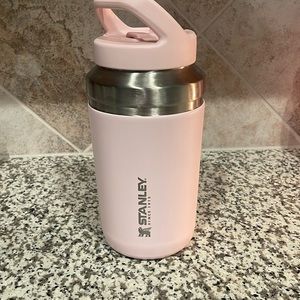 Stanley IceFlow Flip Straw 64oz